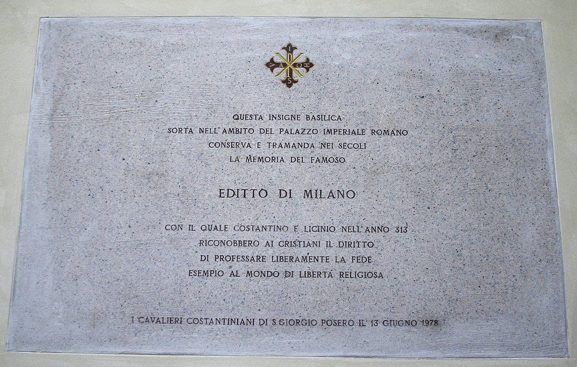 A Milano, la chiesa di San Giorgio al Palazzo sorge sulle rovine del palazzo imperiale che le ha dato il nome. Una targa del 1978 ricorda che proprio qui, nel 313 d.C., fu redatto l'Editto di Milano.